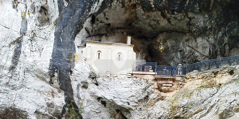 Espectacular paisaje natural de los lagos de Covadonga